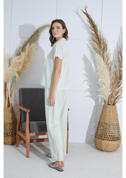 Kadın Kısa Kol Önden Düğmeli Su Yeşili Pijama Takım C6T2N951 indirimleri