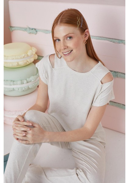 Kadın Kısa Kol Bej Melanj Pijama Takım C1T7N651 indirimleri