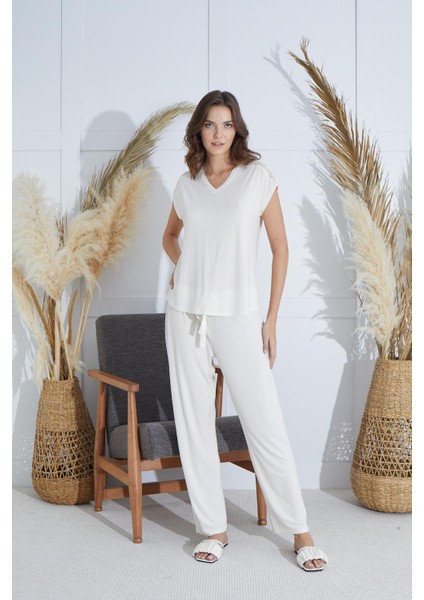 Kadın Kısa Kol Ekru Pijama Takım C2T3N951 fiyatları
