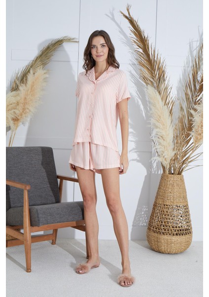 Kadın Önden Düğmeli Kısa Kol Somon Şortlu Pijama Takım C9T1N951 indirimleri