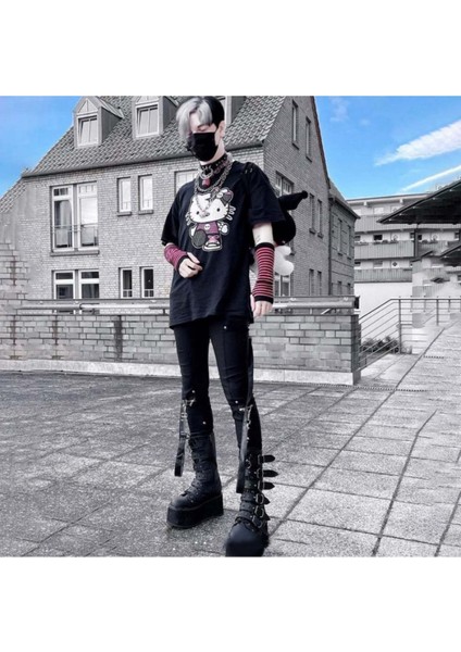 Anime Gothic Hello Kitty Siyah (Unisex) T-Shirt