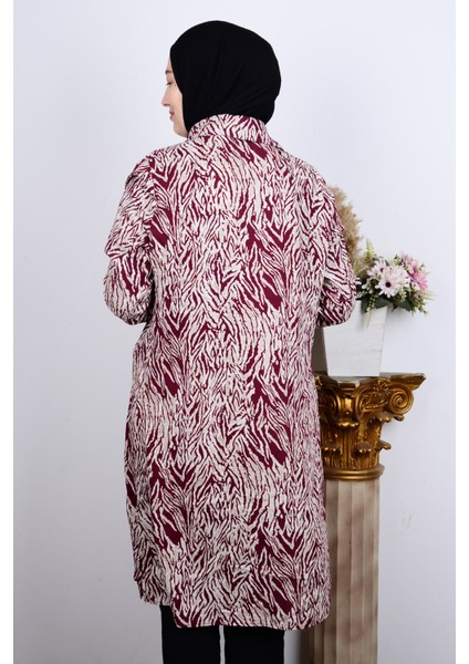 8929-3 Vişne Kadın Rahat Kesim Büyük Beden Düğmeli Karşık Desenli Tunik modelleri