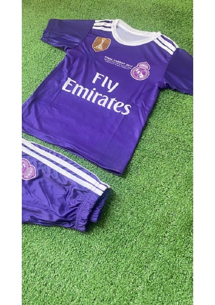 Ronaldo Nostalji Mor Renk Real Çocuk Şortlu Çoraplı T-Shirt