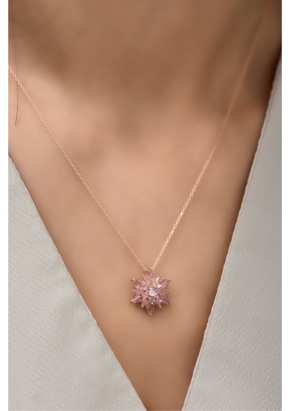 925 Ayar Gümüş 4 Katman Pembe Lotus Çiçeği Kolye modelleri