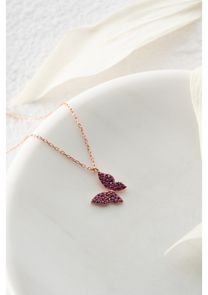 925 Ayar Gümüş Rose Pembe Taşlı Minik Kelebek Kolye modelleri