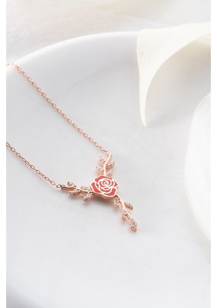 925 Ayar Gümüş Daldaki Kırmızı Mineli Gül Kolye modelleri