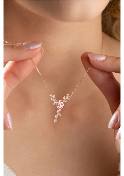 925 Ayar Gümüş Daldaki Kırmızı Mineli Gül Kolye indirimleri