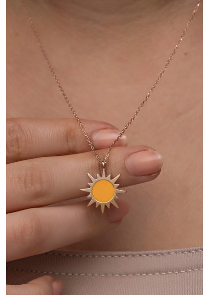 925 Ayar Gümüş Rose Kaplama Mineli Güneş Model Kolye