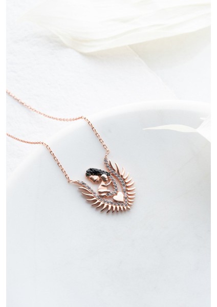 925 Ayar Gümüş Zirkon Taşlı Anne Bebek Tasarım Kolye fiyatları