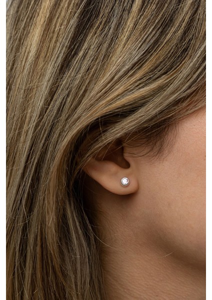 925 Ayar Gümüş Rodyum Kaplama Pembe Taşlı 5 mm Tektaş Küpe modelleri