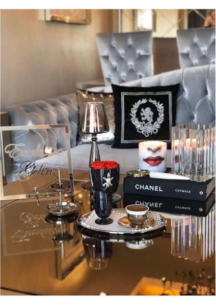 Kraliyet Aslanı Sembolü Nakışlı Kırlent Kılıfı Siyah - Gümüş modelleri