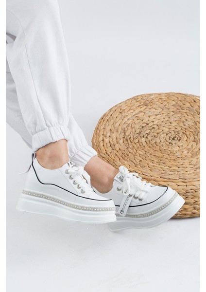 Krıste Bell Taş Detaylı Iyhal Kadın Spor Ayakkabı K25-0004 Beyaz fiyatları