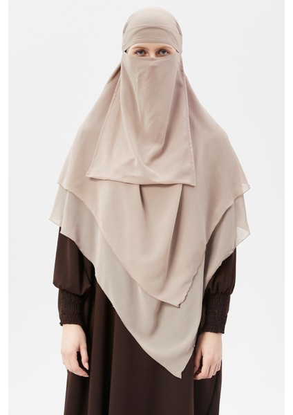 Hazır Pratik Şifon Üç Katlı Peçeli Üçgen Hac Umre Şalı Sufle Hijab Nikap - Kum Beji