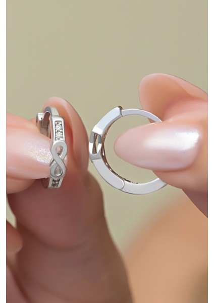 925 Ayar Gümüş Rodyum Kaplama Sonsuzluk Detay 15 mm Halka Küpe