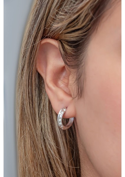 925 Ayar Gümüş Rodyum Kaplama Zirkon Taşlı Halka Küpe fiyatları