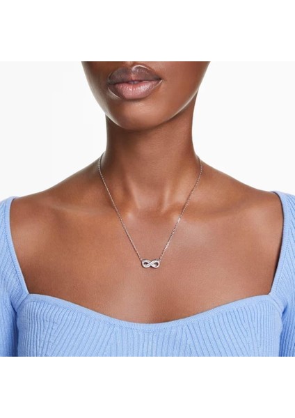 5679434 Hyperbola Kolye indirimleri