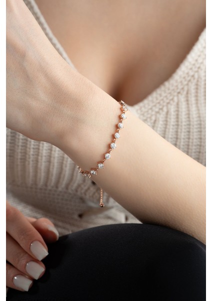 925 Ayar Gümüş Asansörlü Sıralı Zirkon Taşlı Bileklik modelleri