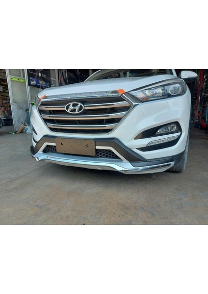 Hyundai Tucson 2015-2017 Ön Kromlu Difizör