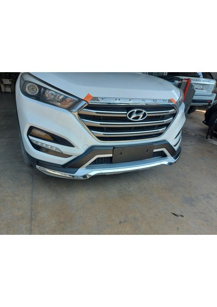 Hyundai Tucson 2015-2017 Ön Kromlu Difizör