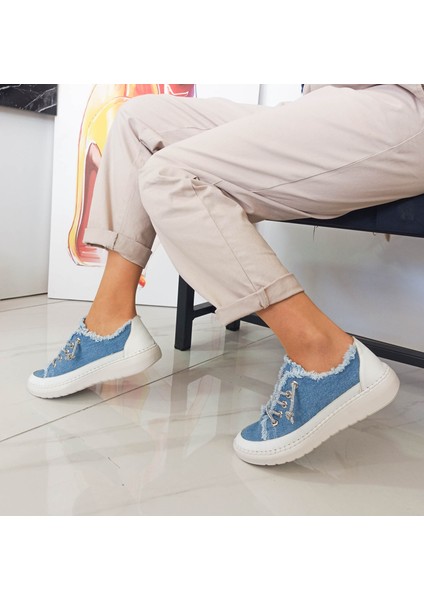 Mavi Renk Taşlı Düz Taban Kadın Kot Sneakers