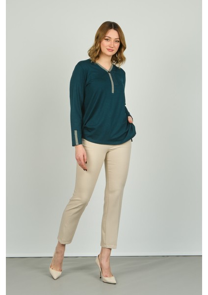 Kadın Kolları ve Yakası Işlemeli Uzun Kol Bluz 0507 Zümrüt
