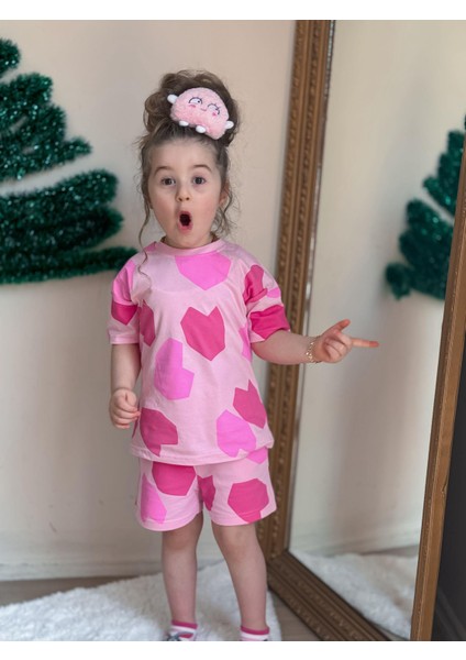 Yigit Butik Kalp Baskılı Şortlu Kız Çocuk Takım