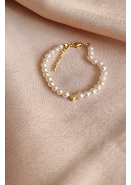 Kadın Gold Kaplama Kalp Detaylı Inci Bileklik