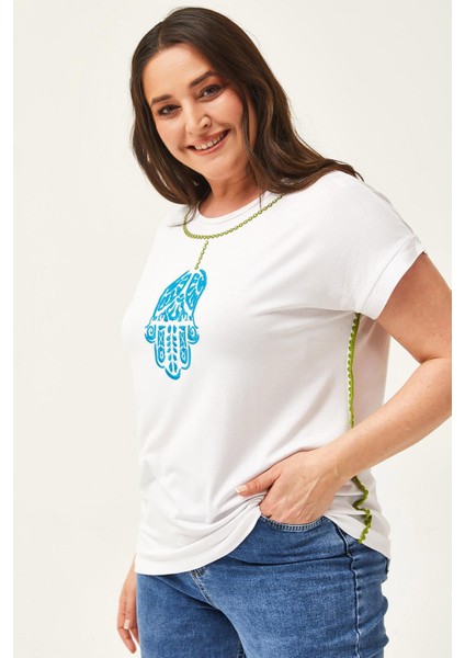 Kadın Büyük Beden El Nakış Detaylı Beyaz Bluz indirimleri