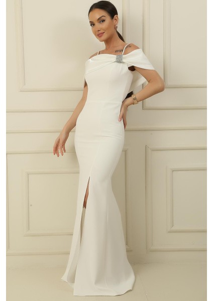 Ip Askılı Balenli Yakası Garnili Taşlı Astarlı Ithal Krep Full Telalı Uzun Elbise modelleri