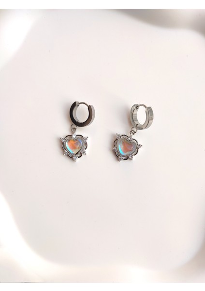 Kadın Paslanmaz Çelik Silver Opal Taşlı Kalp Küpe