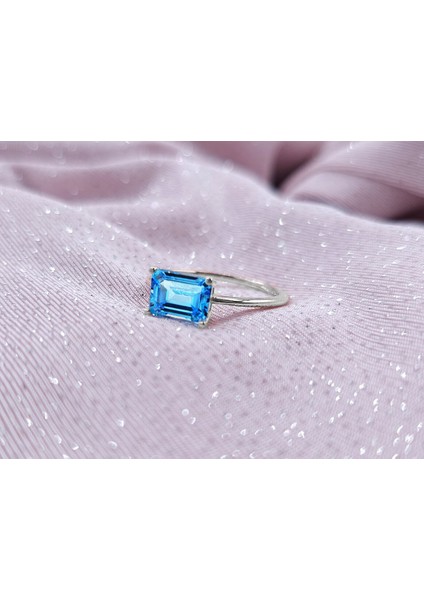 Oktagon Kesim Mavi Topaz Taşlı Nerissa Yüzük 0402R0053 indirimleri