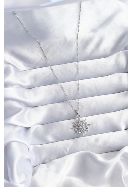 316L Çelik Gümüş Renk Zincir Zirkon Taşlı Kutup Yıldızı Figür Kadın Kolye - TJ-BKO7992 fiyatları