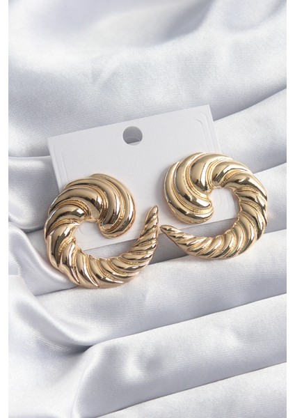 Pirinç Gold Renk Sarmal Model Kadın Küpe - TJ-BKP8240