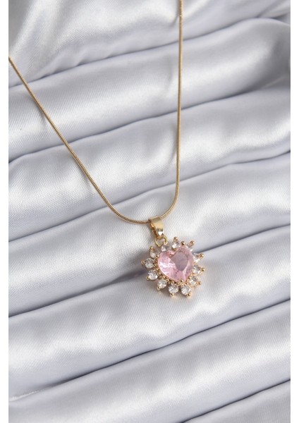 316L Çelik Gold Renk Zirkon Taşlı Kalp Model Kadın Kolye - TJ-BKO8161