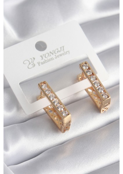 Pirinç Gold Renk Zirkon Taş Detay Kare Model Kadın Küpe - TJ-BKP8368