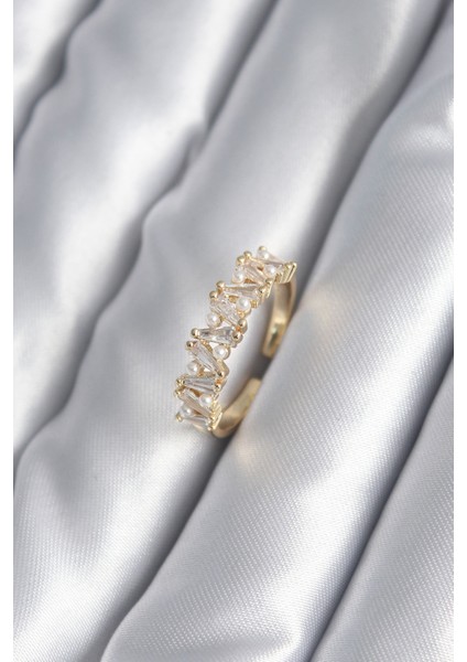 Pirinç Gold Renk Zirkon Taşlı Kadın Yüzük - TJ-BYK2995