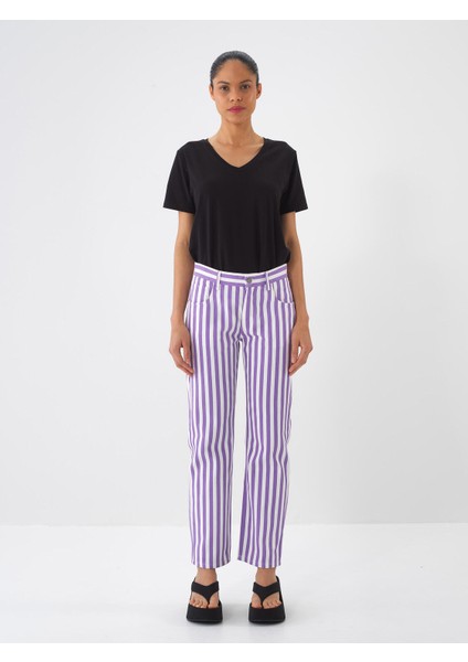 V Yaka Regular Fit Modal Basic Tişört