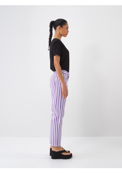 %100 Pamuk Regular Fit Çizgili Pantolon