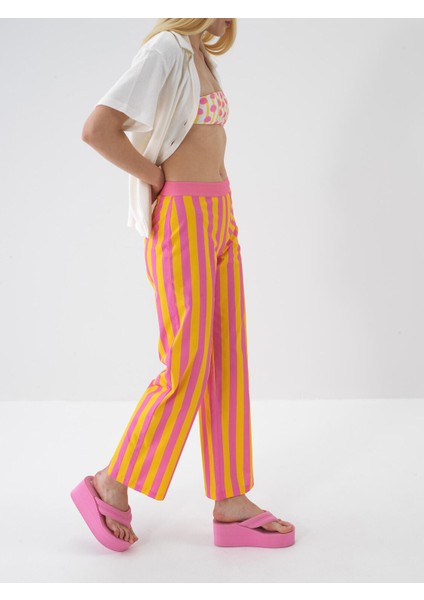 Pamuklu Regular Fit Çizgili Pantolon fırsatları