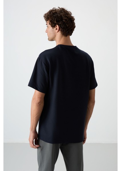 Lacivert Waffle İnterlok Yüzeyi Dokulu Oversize Fit Basic Erkek T-Shirt - 88379 indirimleri