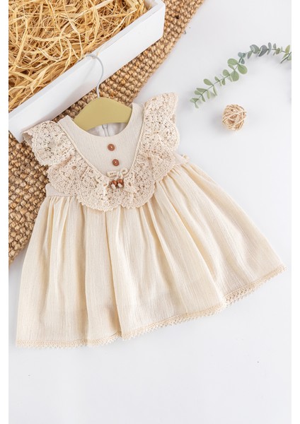 Güpürlü Dantel Yakalı Yazlık Müslin Kız Bebek Elbise