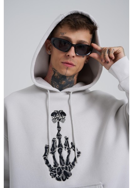 Erkek Middle Finger Baskılı Kapüşonlu Oversize Açık Gri Sweatshirt