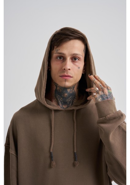 Erkek Basic Kapüşonlu Oversize Kahverengi Sweatshirt