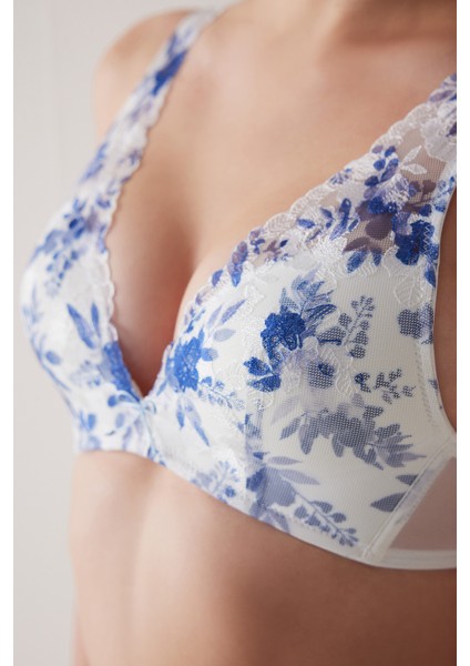 Dreamy Push Up Destekli Broidery Beyaz Sütyen fırsatları