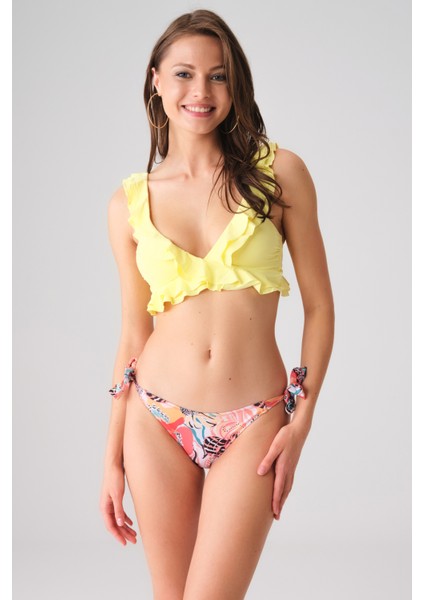 HR23BU008 Serene Volanlı Bikini Tek Üst
