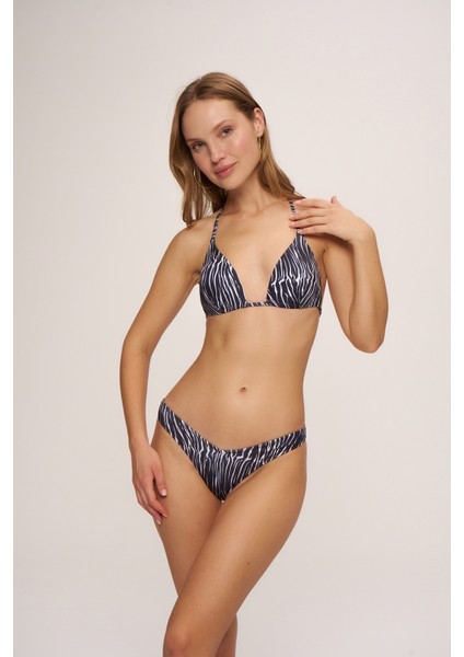 HR23BU009 Victoria Üçgen Dolgulu Bikini Üst