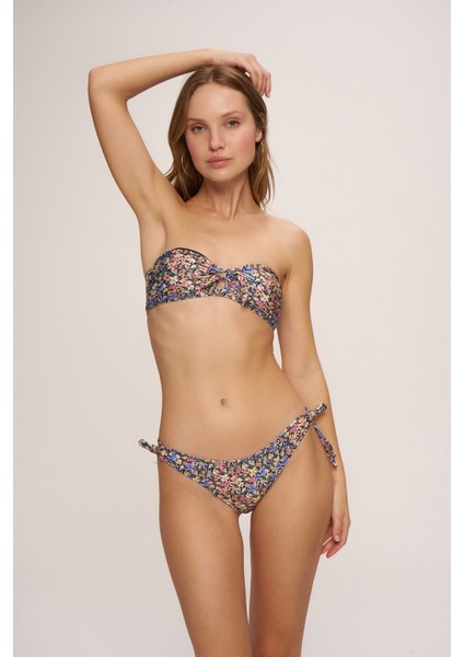 HR23BU007 Clara Fiyonklu Straplez Bikini Üst