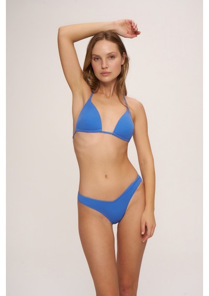 HR23BU009 Victoria Üçgen Dolgulu Bikini Üst
