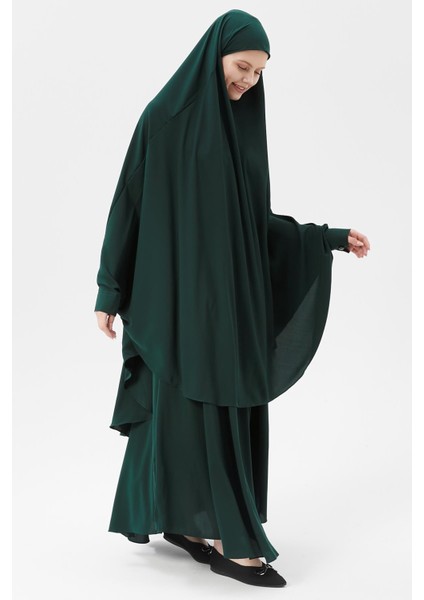 Kadın Tesettür Medine Ipeği Çarşaf Takımı Peçeli Sufle ve Etek-Zümrüt Yeşili-L/XL modelleri