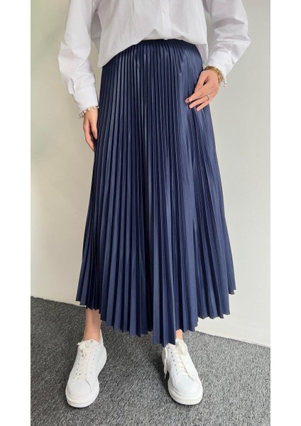 Kadın Beli Lastikli Ince Piliseli Etek modelleri